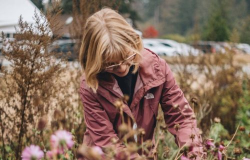 allie-in-flowers-resized-2